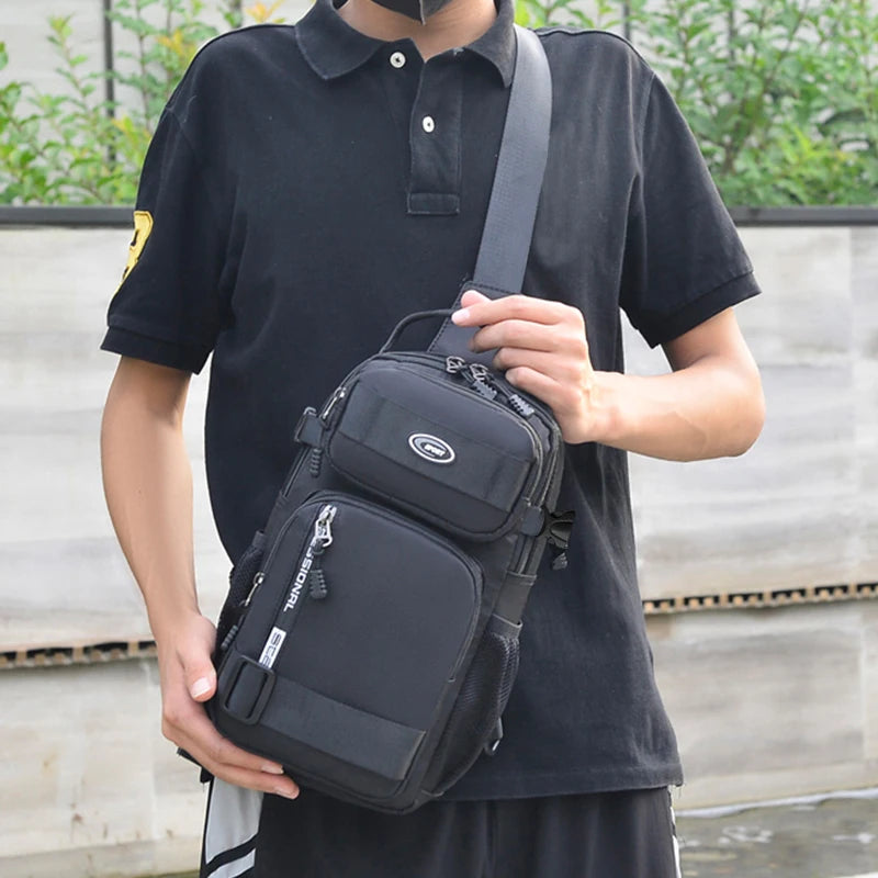 Crossbody/Sling med enkel axelrem, lätt och stor axelväska